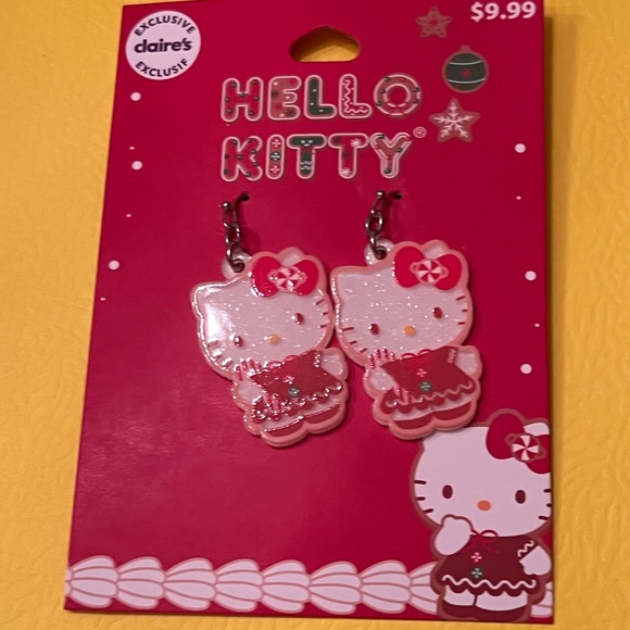 Hello Kitty Christmas earrings bundle - Picture 4 of 7